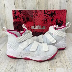 Nike LeBron James Soldier XI 11 Sneakers Shoes Kay Yow Breast Cancer Size 9.5